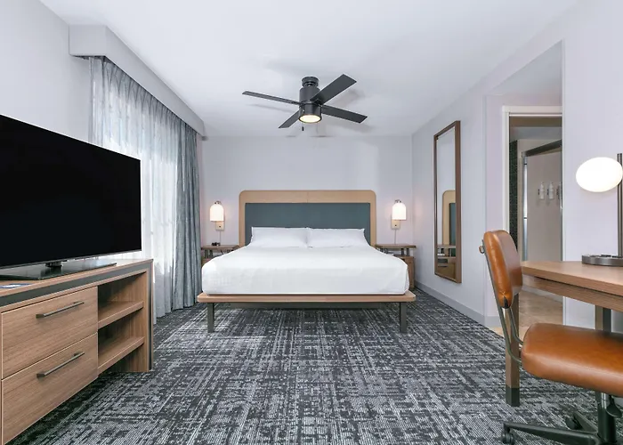 Homewood - Hotel Rock Springs